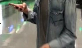 围观的吃瓜路人图片,揭秘街头百态