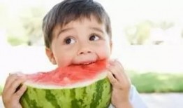 秀儿吃瓜越吃越胖,揭秘吃瓜越吃越胖的真相