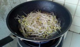 泥鳅可以和qq瓜一起吃