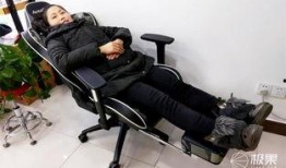 电竞椅吃瓜视频,揭秘吃瓜视频背后的电竞椅江湖