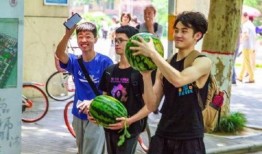 伦敦大学吃瓜,一场别开生面的“吃瓜”大事件