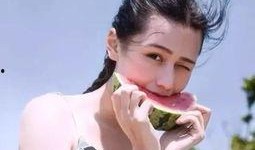 吃瓜少女风格视频,揭秘吃瓜少女的欢乐视频盛宴