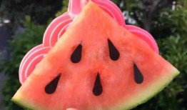 网红椅子吃瓜,椅子界的“瓜王”诞生！