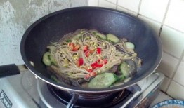 泥鳅可以和qq瓜一起吃